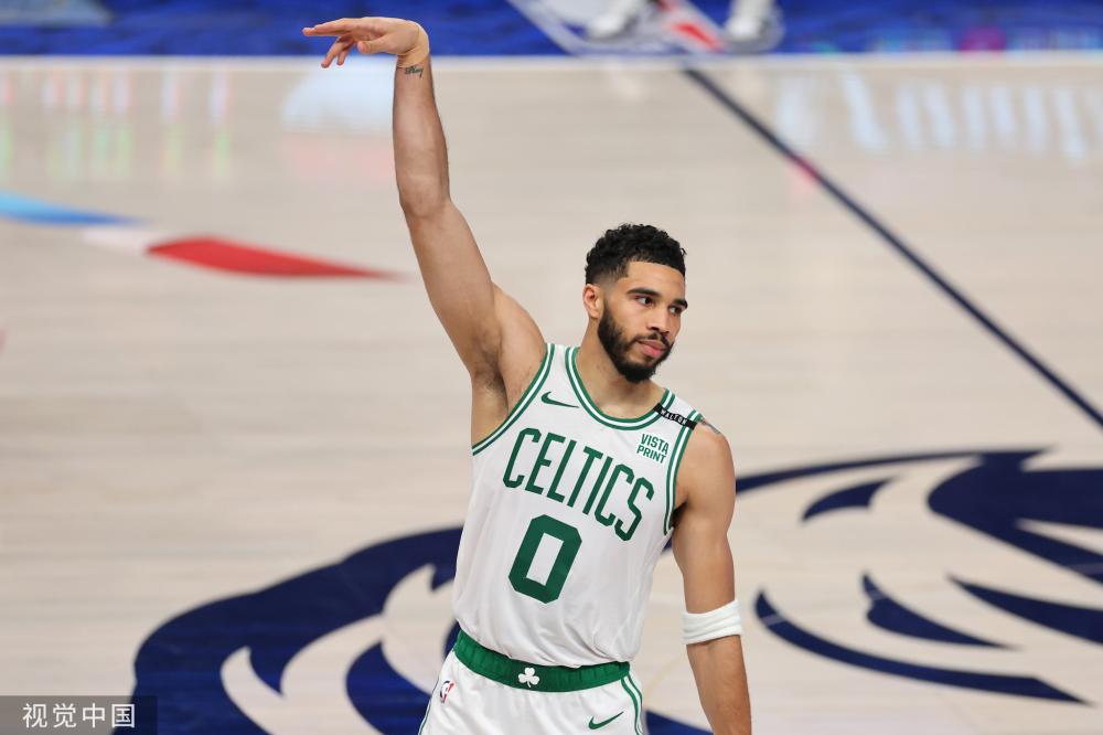 层沙特球迷 层沙特球迷