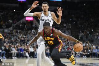 在首局比赛 在首局比赛