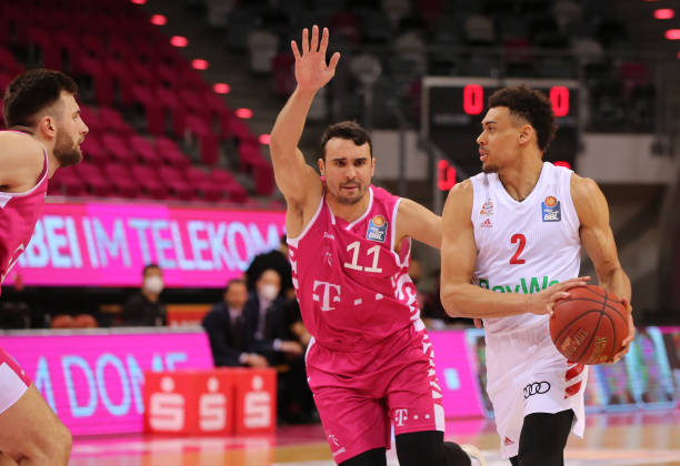 坛上投下了 坛上投下了