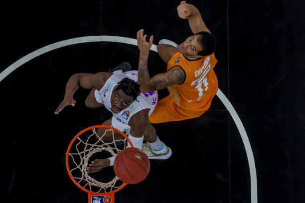 一个切磋技 一个切磋技