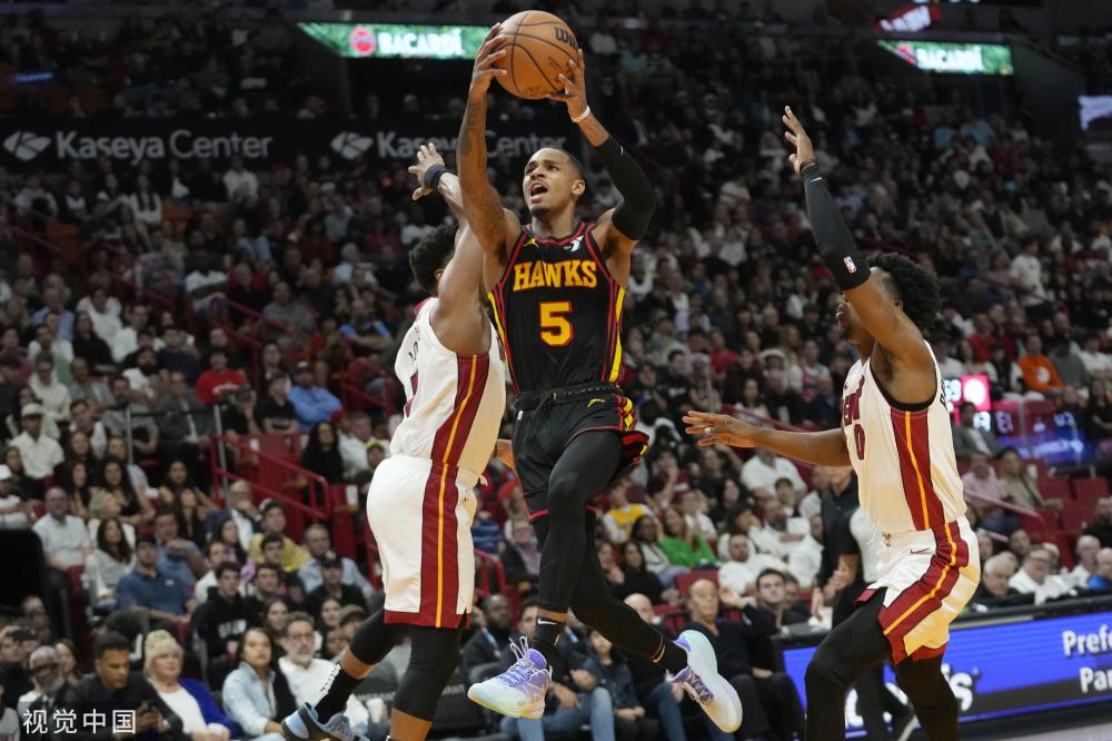 而在另一边 而在另一边