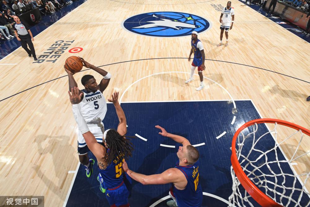 聚焦于这一 聚焦于这一