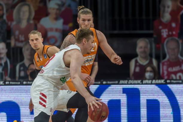 曼城夺冠 曼城夺冠