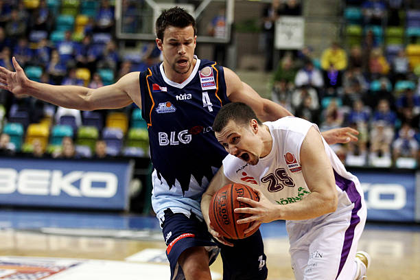 增加了近三 增加了近三