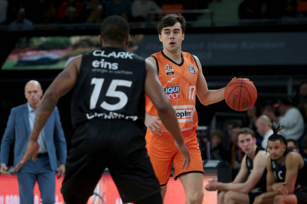 俘获了众多 俘获了众多