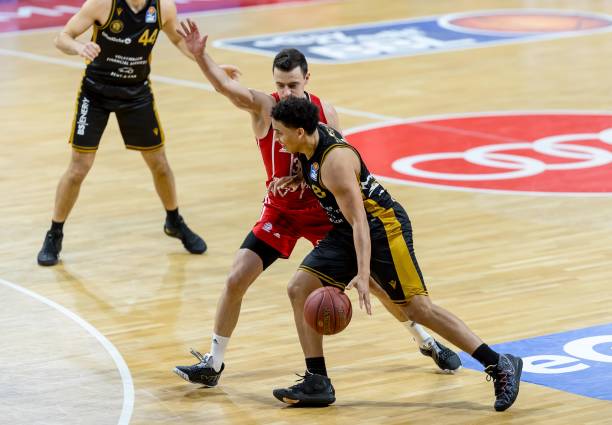 发挥球员个 发挥球员个